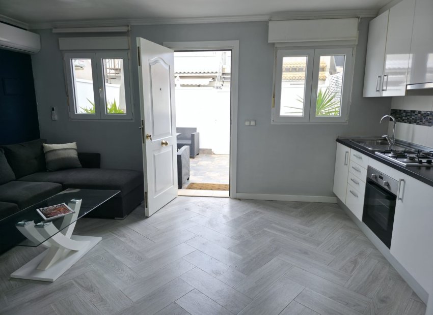 Herverkoop - Townhouse / Duplex / Corner - La Torreta - Torrevieja