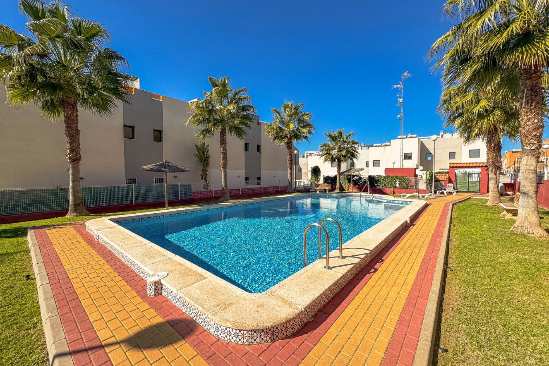 Herverkoop - Townhouse / Duplex / Corner - Los Altos