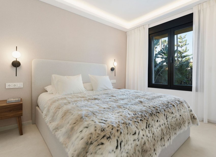 Herverkoop - Townhouse / Duplex / Corner - Marbella - Golden Mile