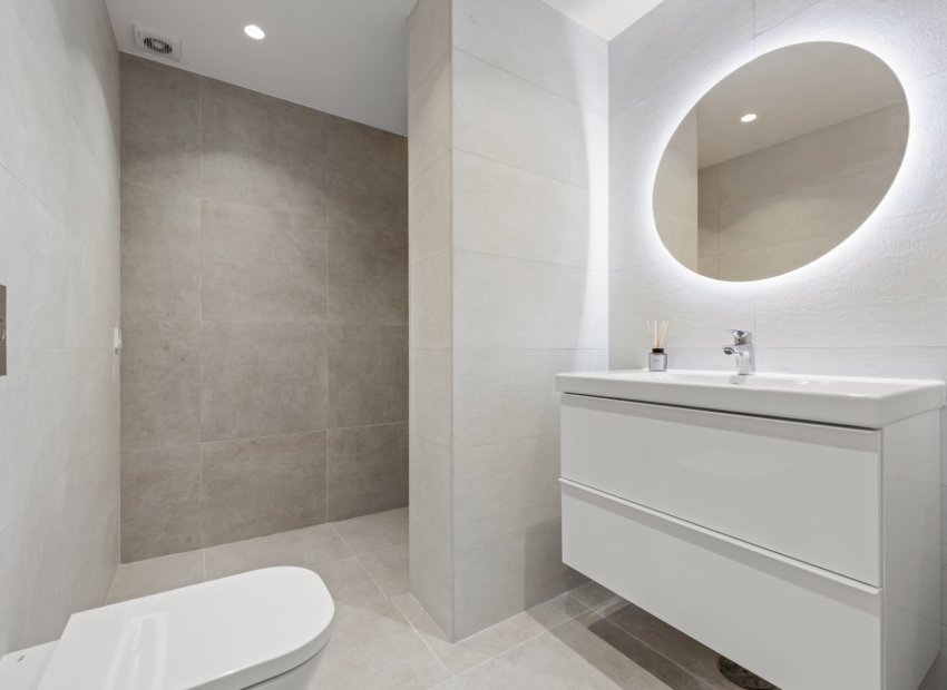 Herverkoop - Townhouse / Duplex / Corner - Marbella - Nueva Andalucía