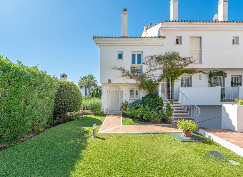 Herverkoop - Townhouse / Duplex / Corner - Marbella - Puerto Banús