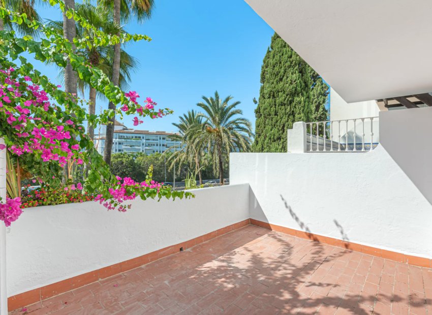 Herverkoop - Townhouse / Duplex / Corner - Marbella - Puerto Banús