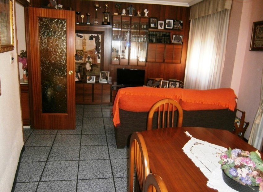 Herverkoop - Townhouse / Duplex / Corner - Ontinyent