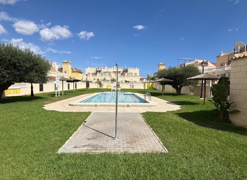 Herverkoop - Townhouse / Duplex / Corner - Orihuela Costa - Cabo Roig