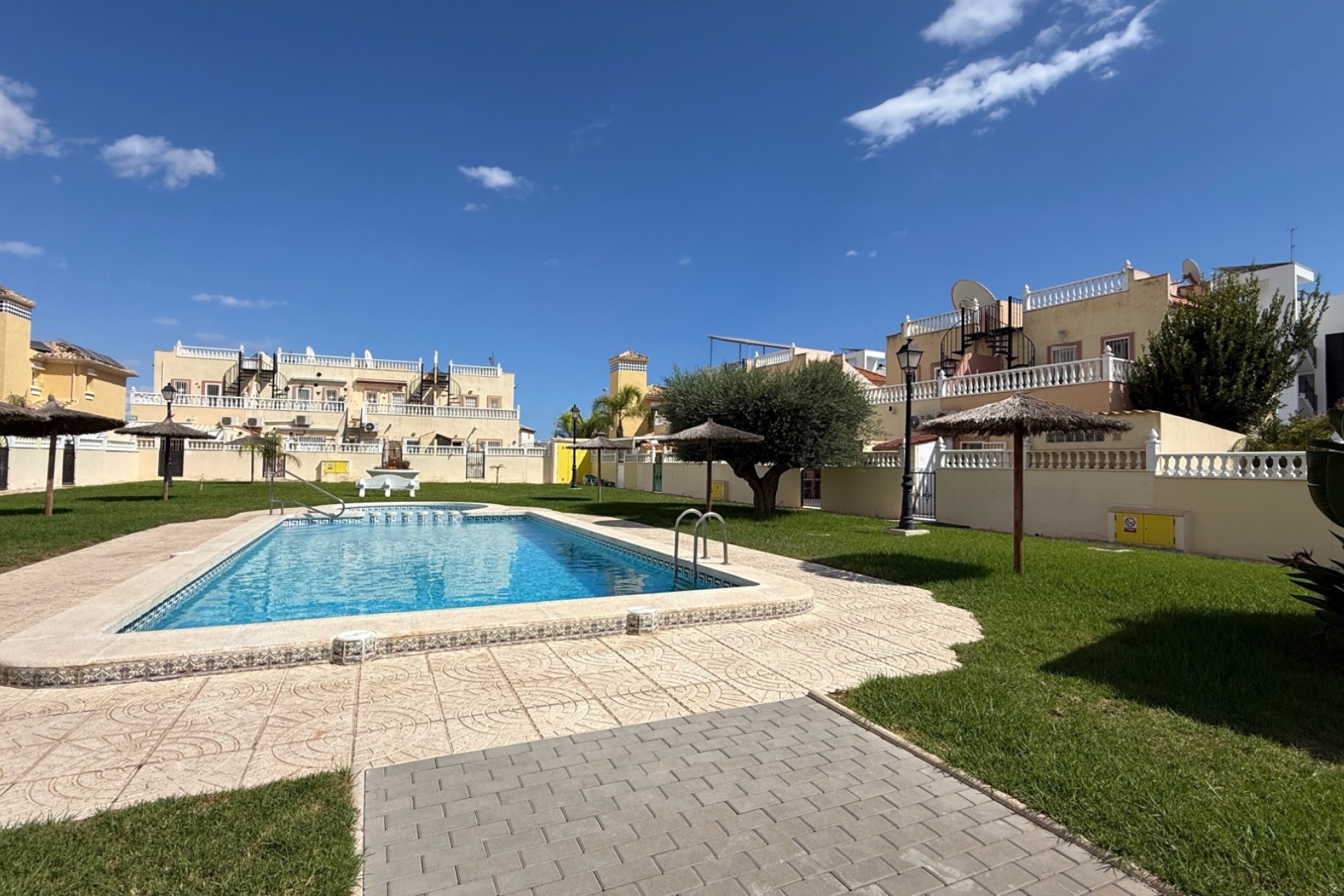 Herverkoop - Townhouse / Duplex / Corner - Orihuela Costa - Cabo Roig