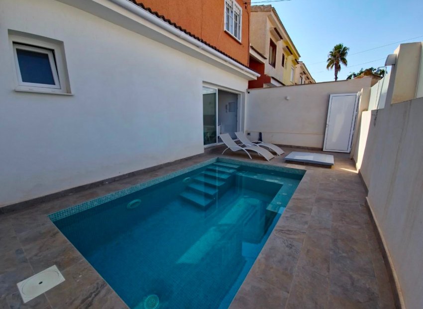 Herverkoop - Townhouse / Duplex / Corner - Orihuela Costa - Cabo Roig