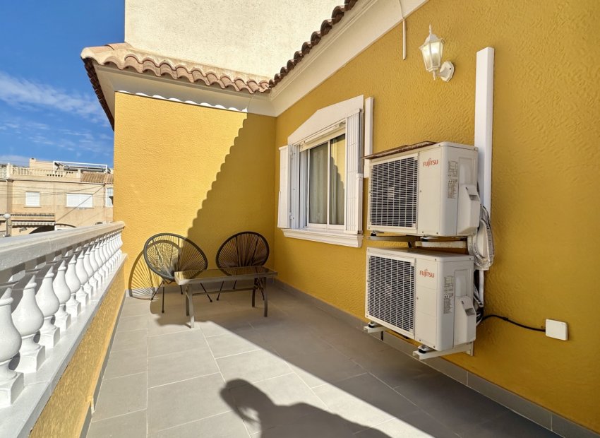Herverkoop - Townhouse / Duplex / Corner - Orihuela Costa - La Florida