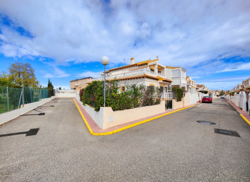 Herverkoop - Townhouse / Duplex / Corner - Orihuela Costa - La Florida