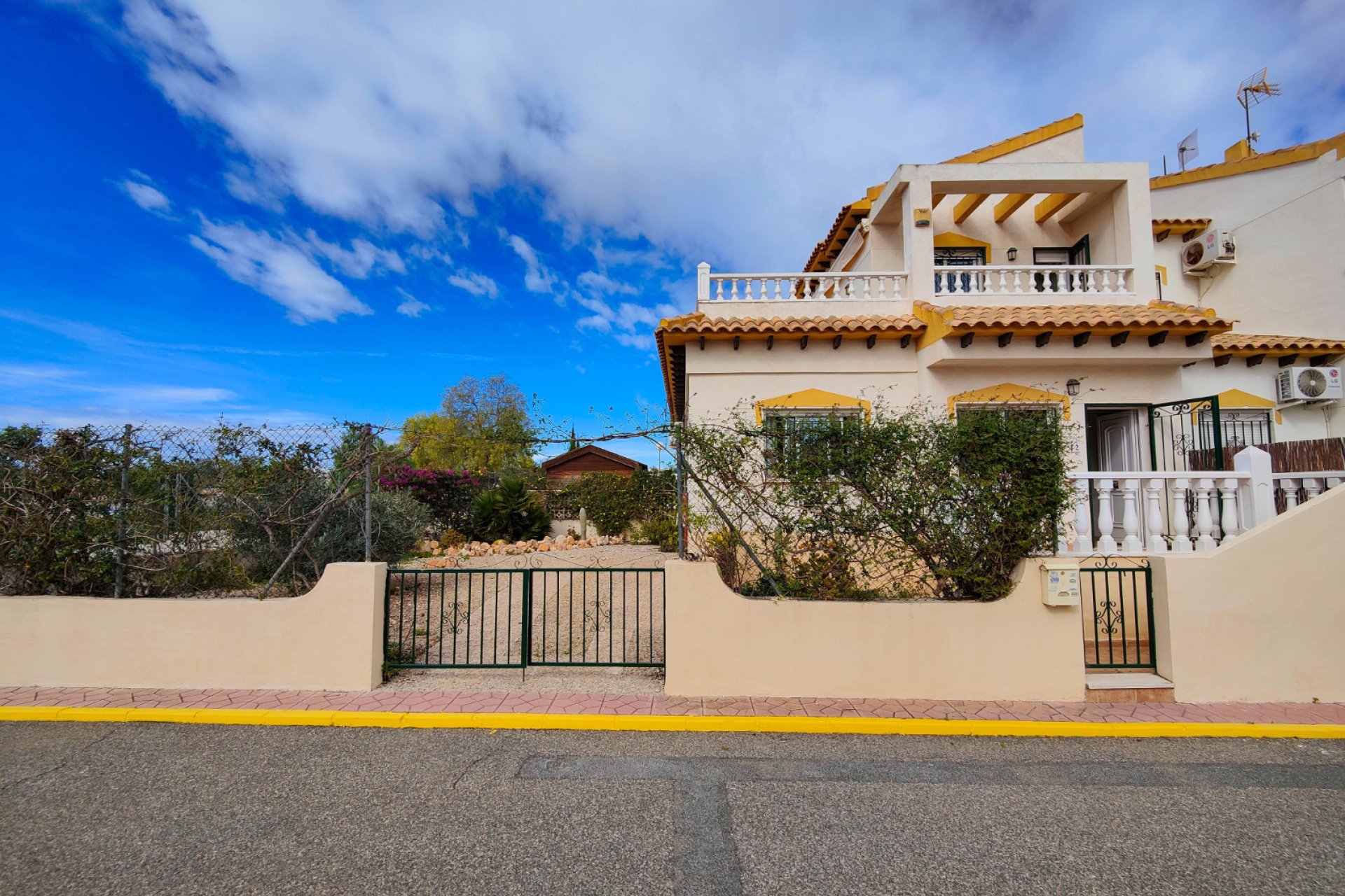 Herverkoop - Townhouse / Duplex / Corner - Orihuela Costa - La Florida