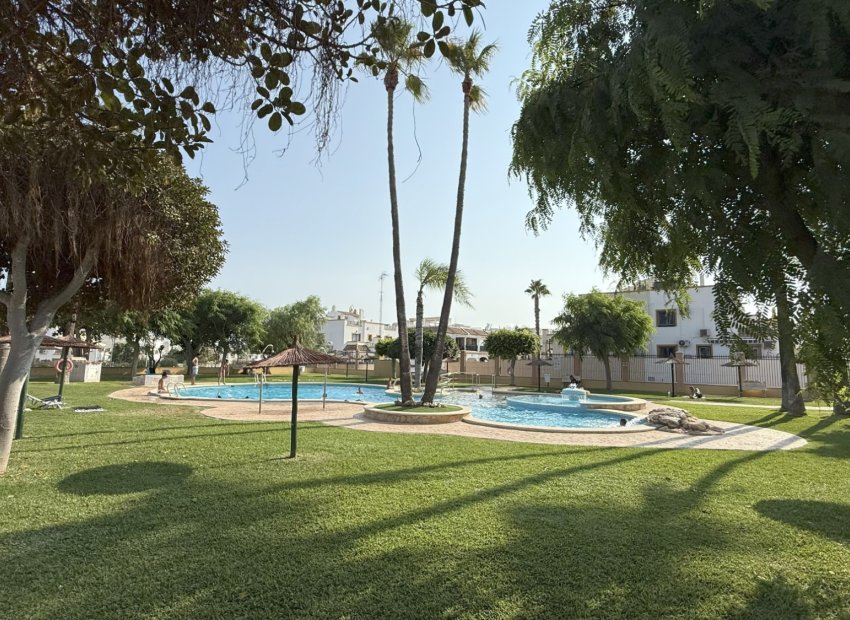 Herverkoop - Townhouse / Duplex / Corner - Orihuela Costa - La Zenia