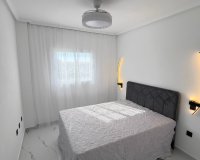 Herverkoop - Townhouse / Duplex / Corner - Orihuela Costa - La Zenia