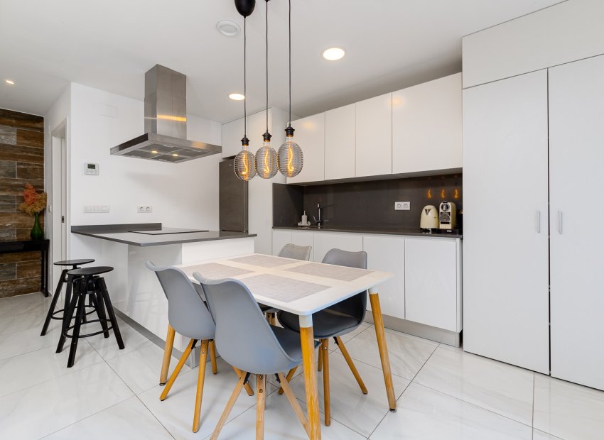 Herverkoop - Townhouse / Duplex / Corner - Orihuela Costa - Las Filipinas