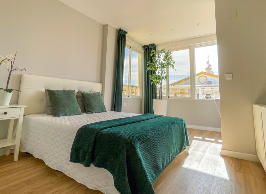 Herverkoop - Townhouse / Duplex / Corner - Orihuela Costa - Los Altos *