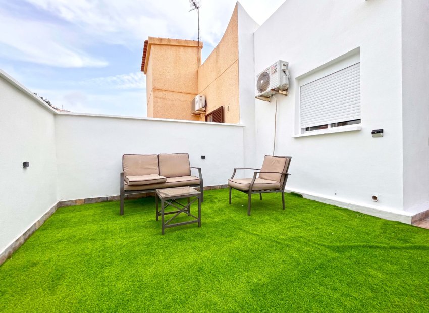 Herverkoop - Townhouse / Duplex / Corner - Orihuela Costa - Playa Flamenca