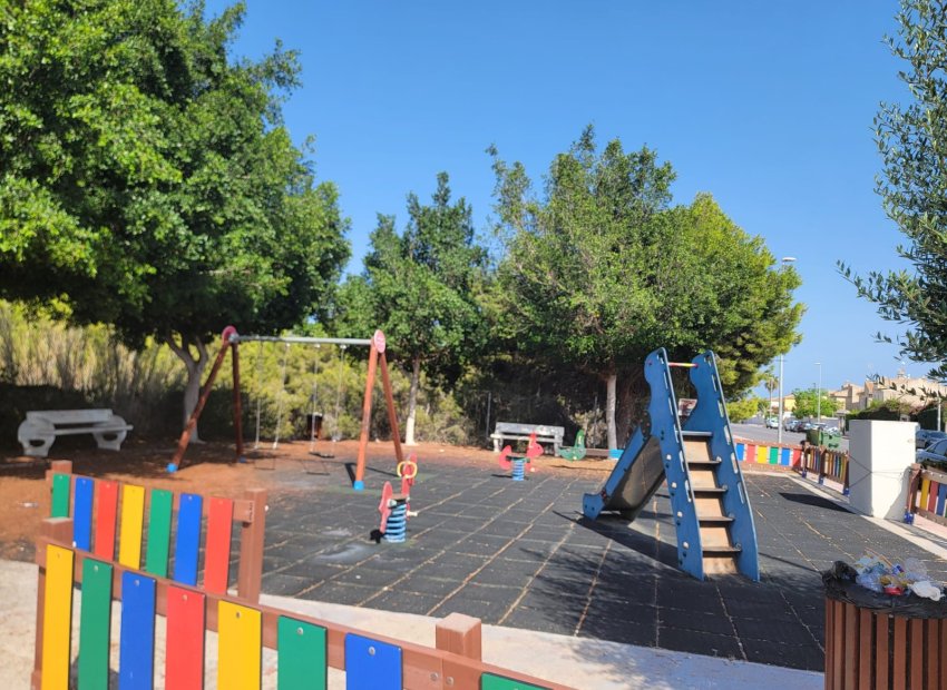 Herverkoop - Townhouse / Duplex / Corner - Orihuela Costa - Playa Flamenca