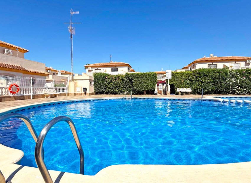 Herverkoop - Townhouse / Duplex / Corner - Orihuela Costa - Playa Flamenca
