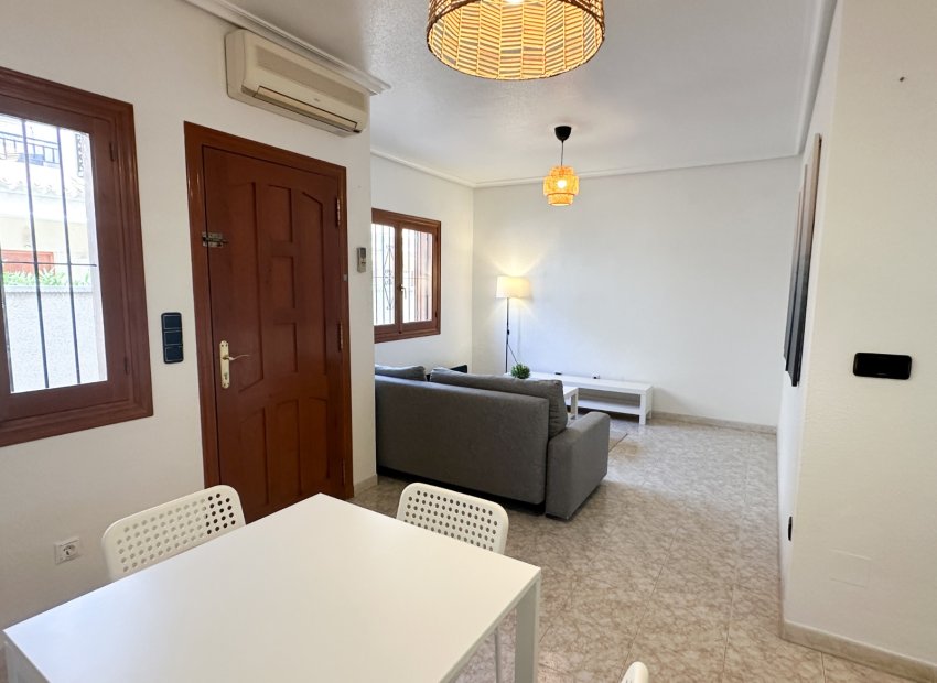 Herverkoop - Townhouse / Duplex / Corner - Orihuela Costa - Playa Flamenca