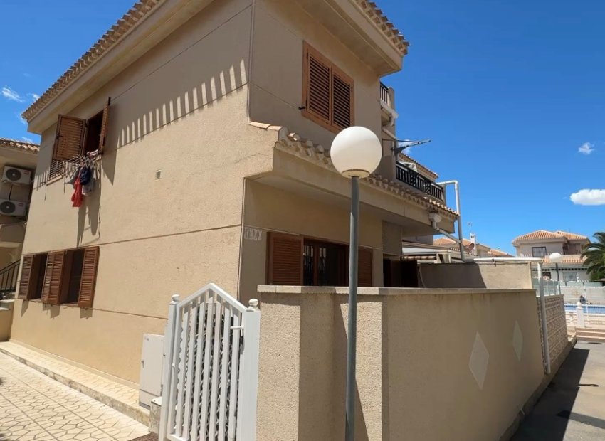 Herverkoop - Townhouse / Duplex / Corner - Orihuela Costa - Playa Flamenca
