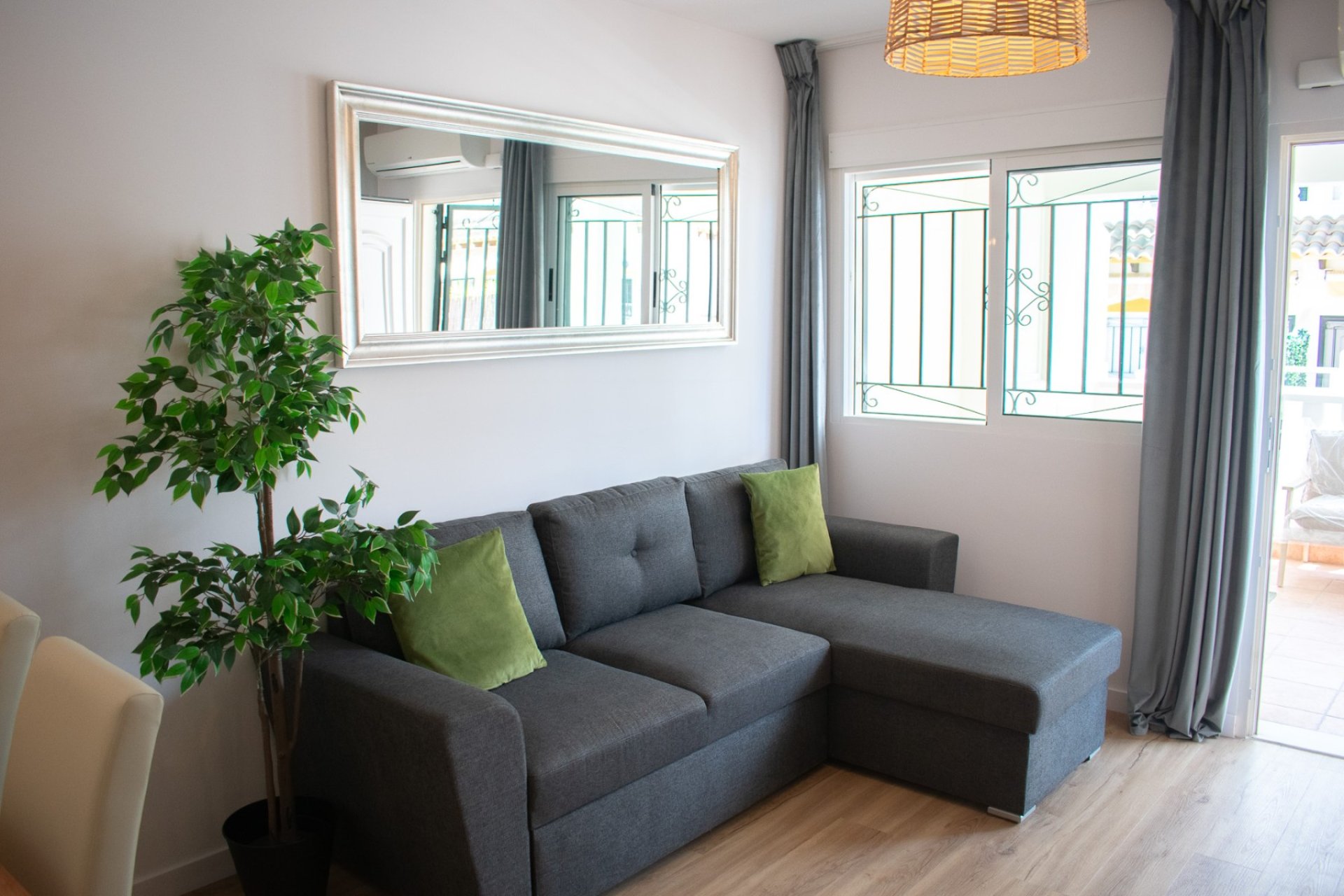 Herverkoop - Townhouse / Duplex / Corner - Orihuela Costa - Punta Prima