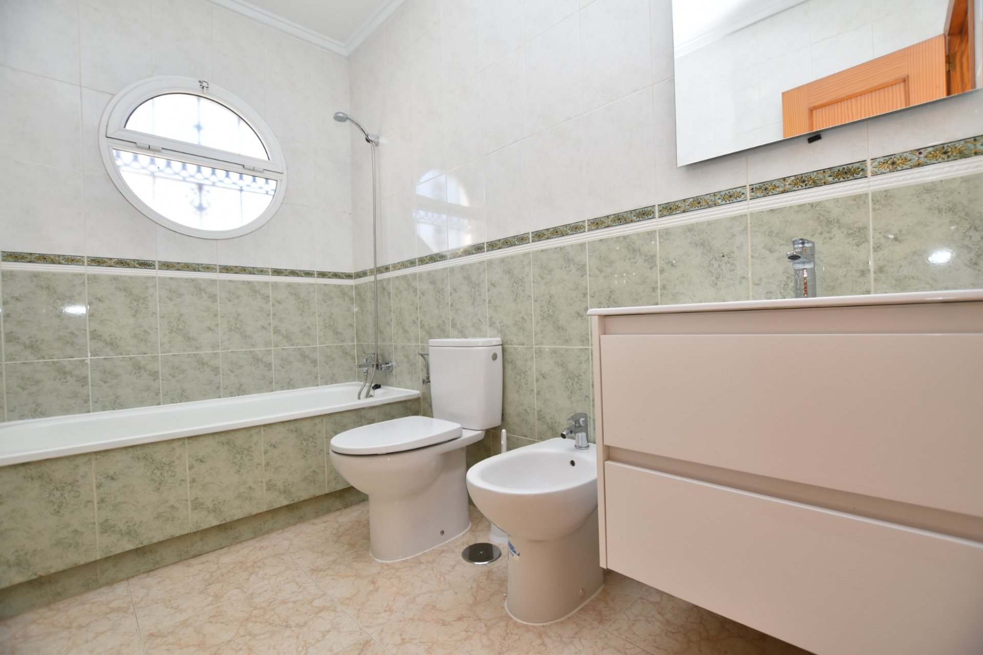 Herverkoop - Townhouse / Duplex / Corner - Orihuela Costa - Punta Prima