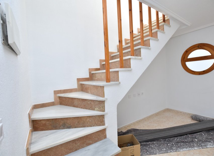 Herverkoop - Townhouse / Duplex / Corner - Orihuela Costa - Punta Prima