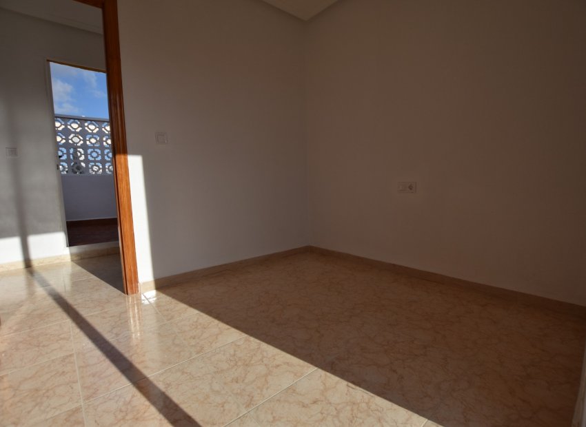Herverkoop - Townhouse / Duplex / Corner - Orihuela Costa - Punta Prima