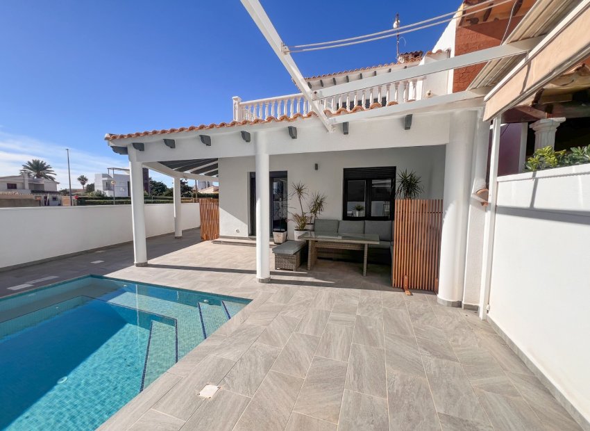 Herverkoop - Townhouse / Duplex / Corner - Orihuela Costa - Punta Prima