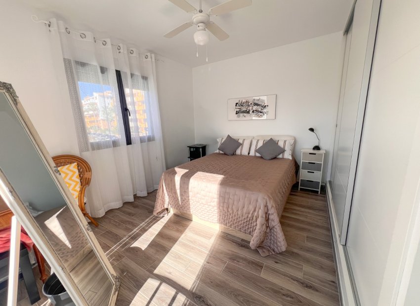 Herverkoop - Townhouse / Duplex / Corner - Orihuela Costa - Punta Prima