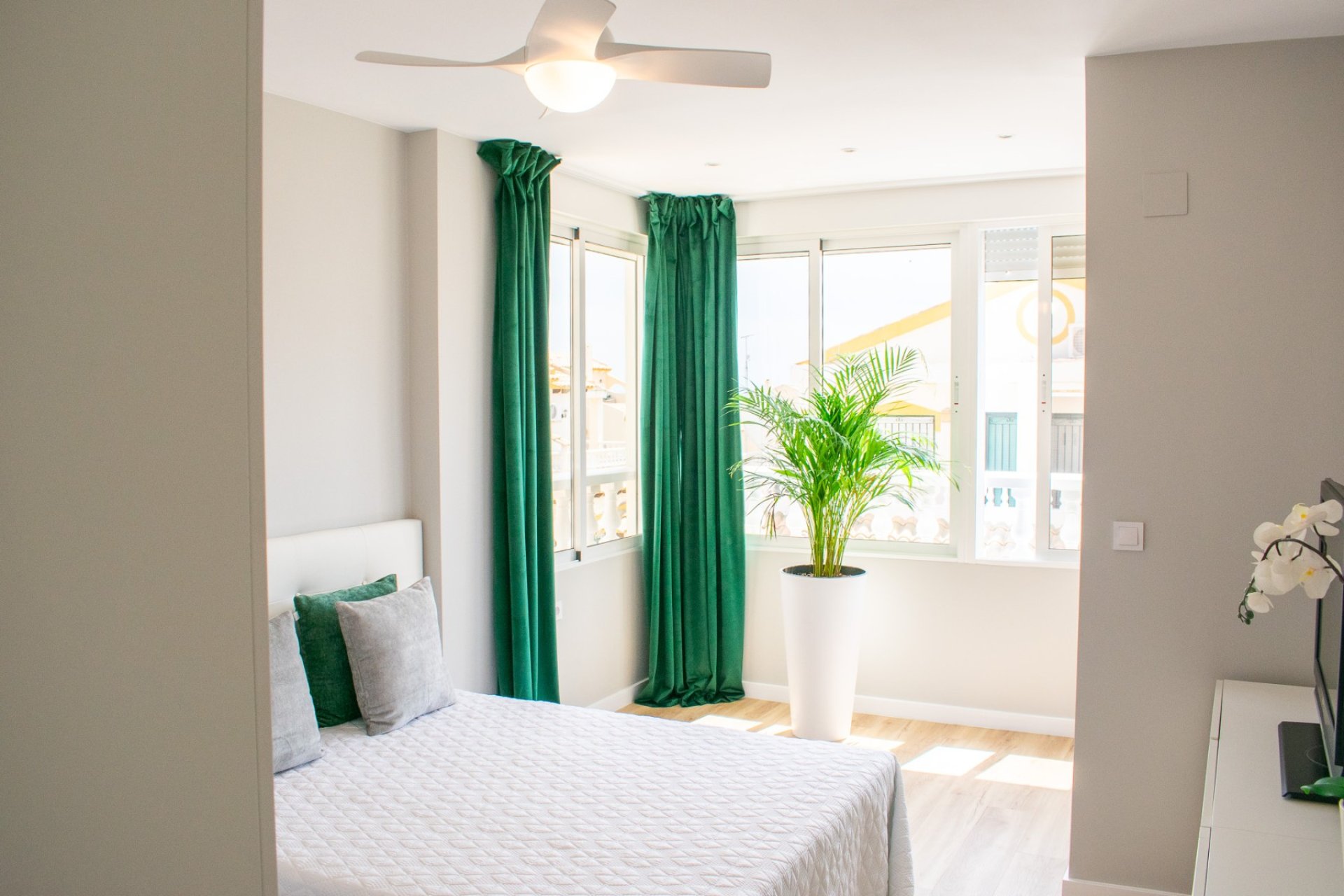 Herverkoop - Townhouse / Duplex / Corner - Orihuela Costa - Punta Prima