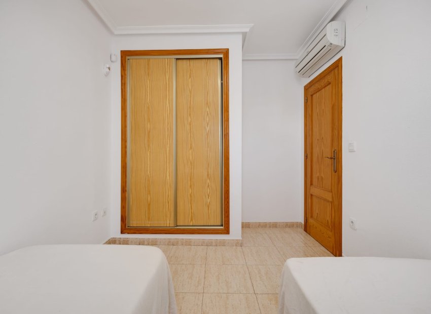 Herverkoop - Townhouse / Duplex / Corner - Orihuela Costa - Punta Prima