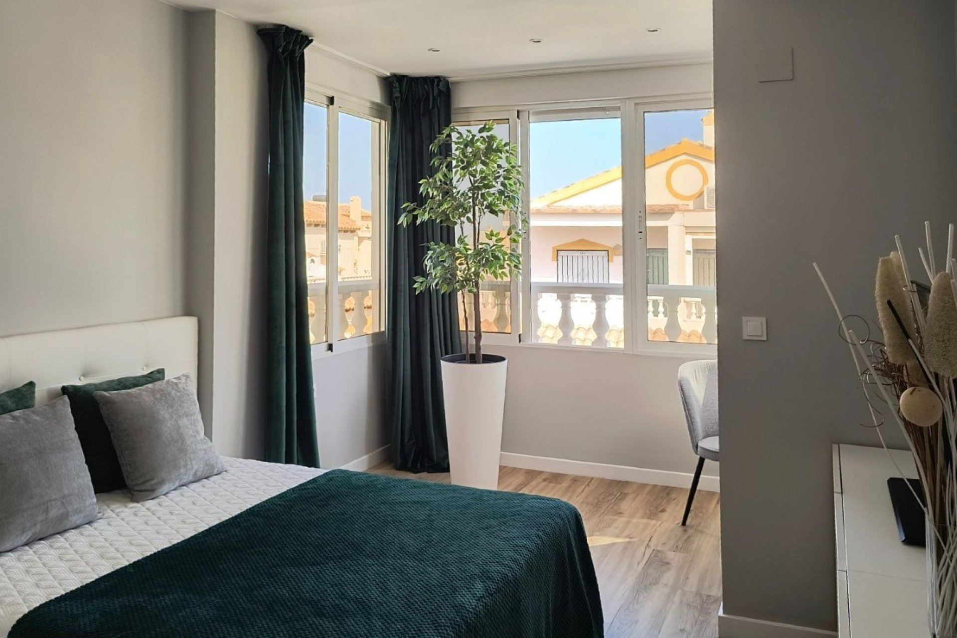 Herverkoop - Townhouse / Duplex / Corner - Orihuela Costa - Punta Prima