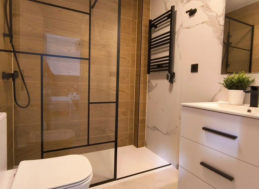 Herverkoop - Townhouse / Duplex / Corner - Orihuela Costa - Punta Prima