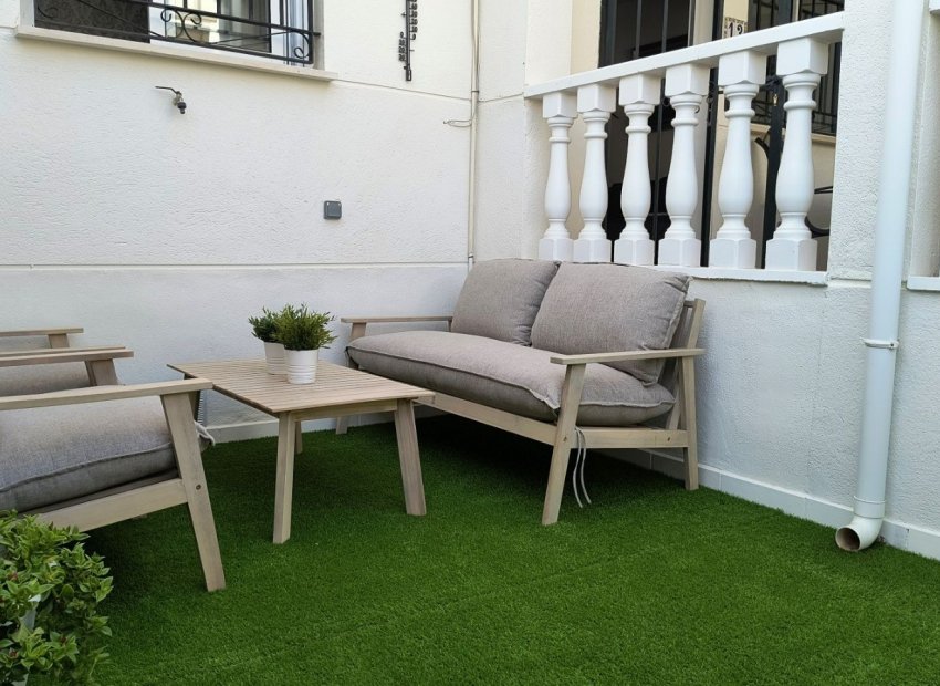 Herverkoop - Townhouse / Duplex / Corner - Orihuela Costa - Punta Prima