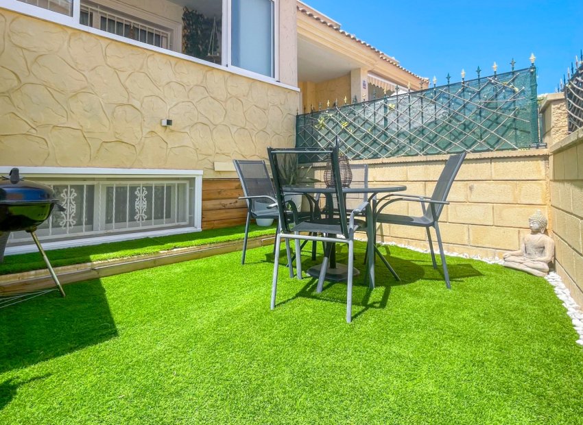 Herverkoop - Townhouse / Duplex / Corner - Orihuela Costa - Punta Prima