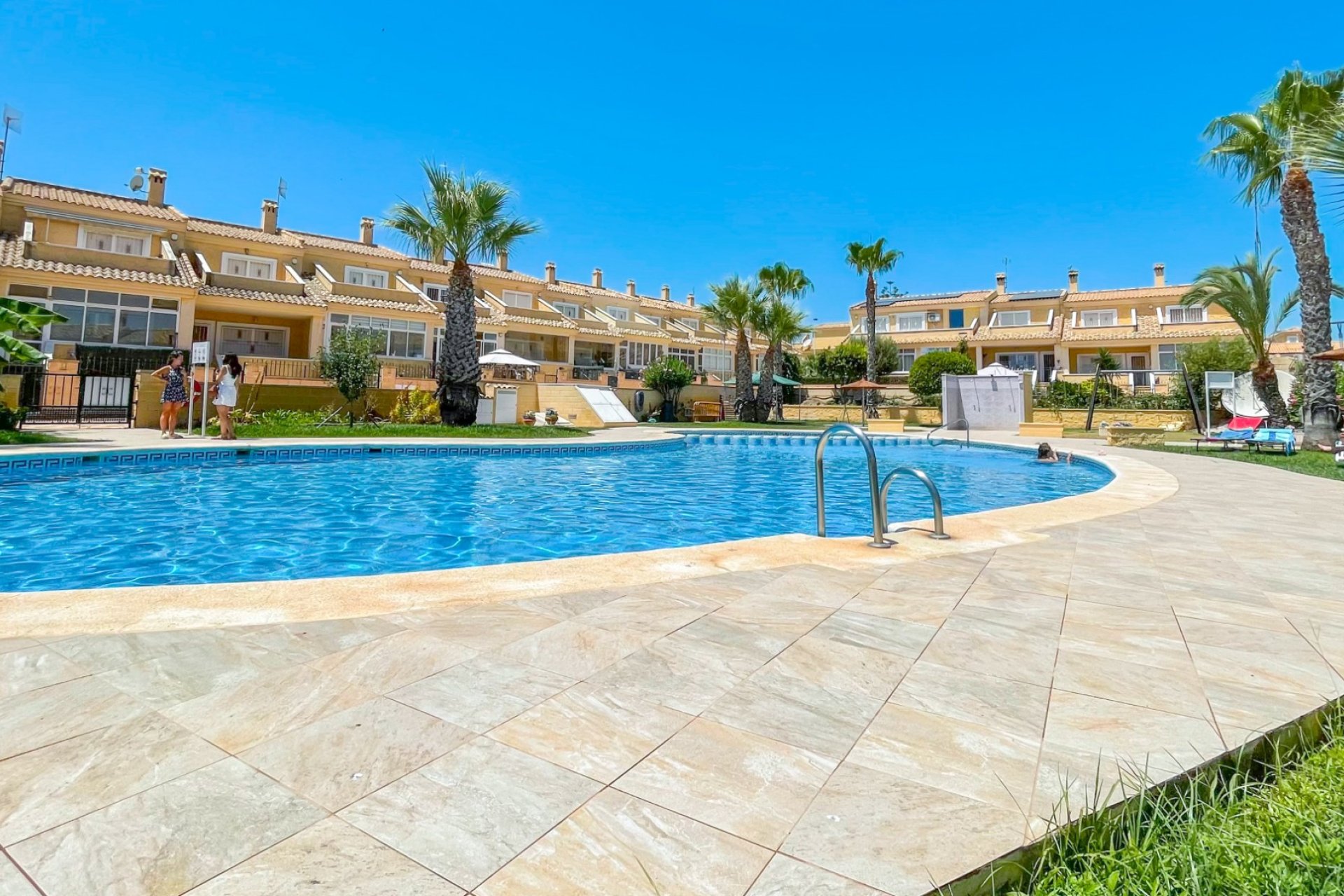 Herverkoop - Townhouse / Duplex / Corner - Orihuela Costa - Punta Prima