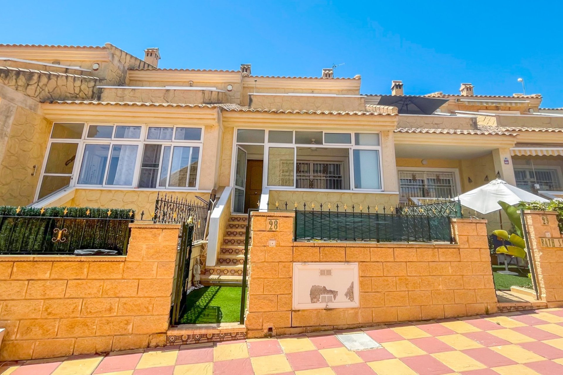 Herverkoop - Townhouse / Duplex / Corner - Orihuela Costa - Punta Prima