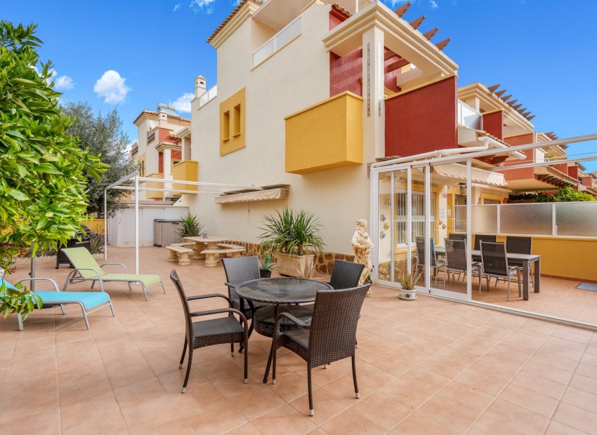 Herverkoop - Townhouse / Duplex / Corner - Orihuela Costa - Villamartín