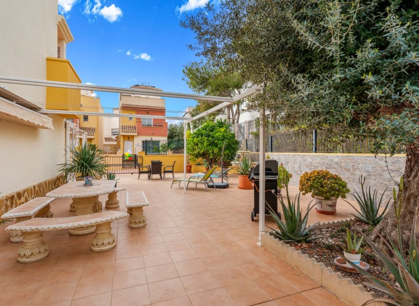 Herverkoop - Townhouse / Duplex / Corner - Orihuela Costa - Villamartín