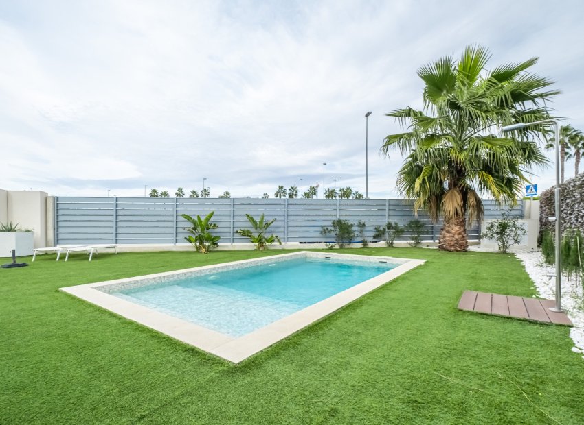 Herverkoop - Townhouse / Duplex / Corner - Orihuela - Vistabella