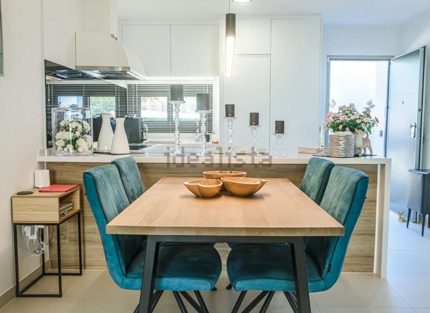 Herverkoop - Townhouse / Duplex / Corner - Pilar de la Horadada - Lo Romero Golf