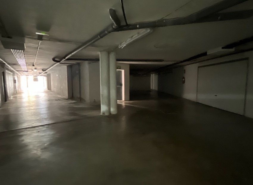 Herverkoop - Townhouse / Duplex / Corner - Polop - Urbanizaciones