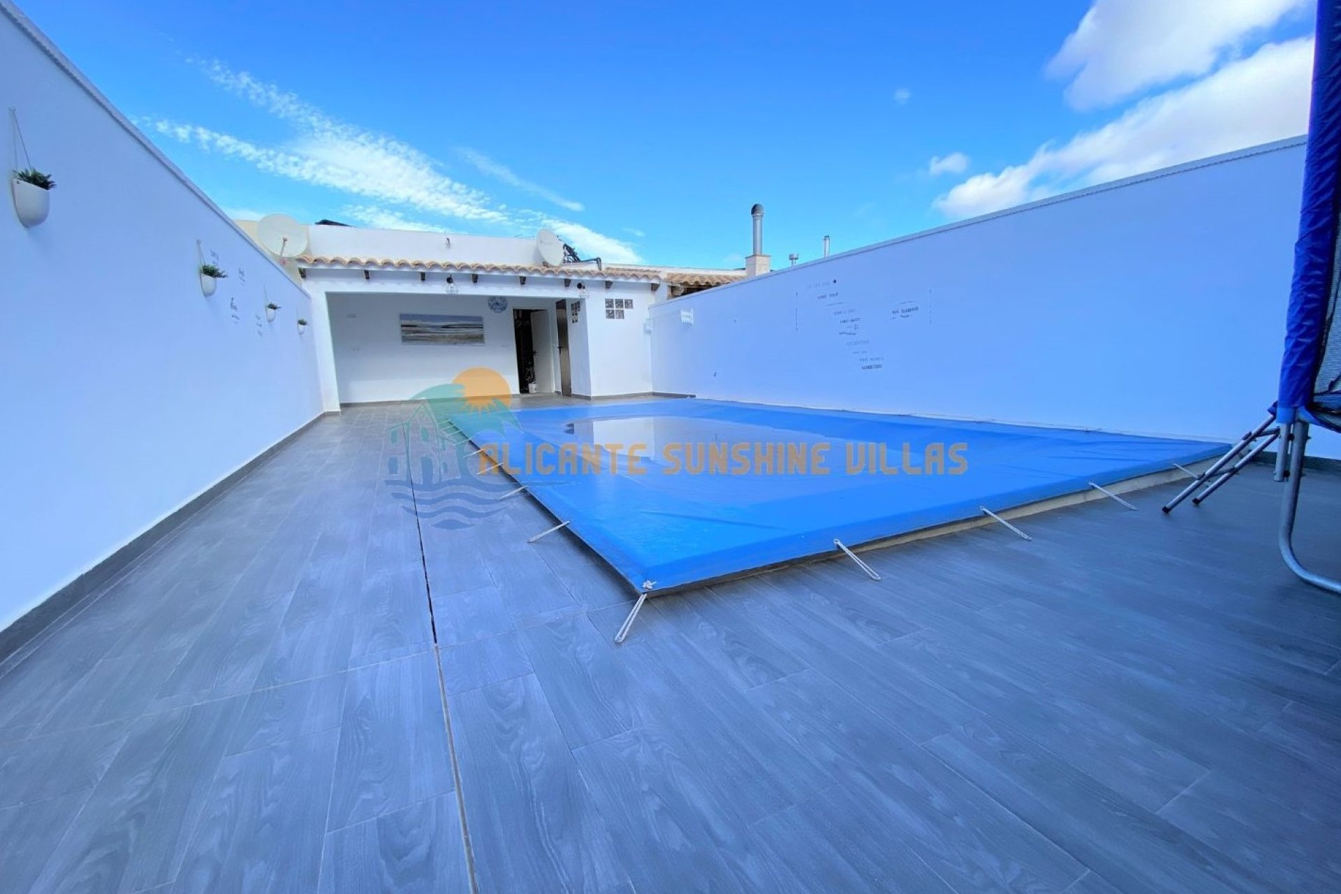 Herverkoop - Townhouse / Duplex / Corner - Salinas