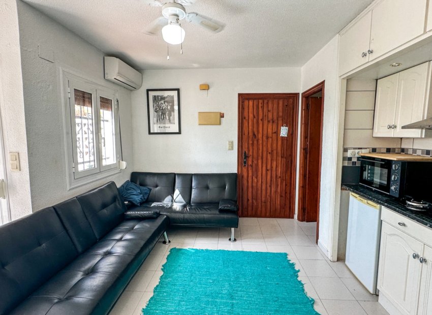 Herverkoop - Townhouse / Duplex / Corner - San Miguel de Salinas - Bellavista