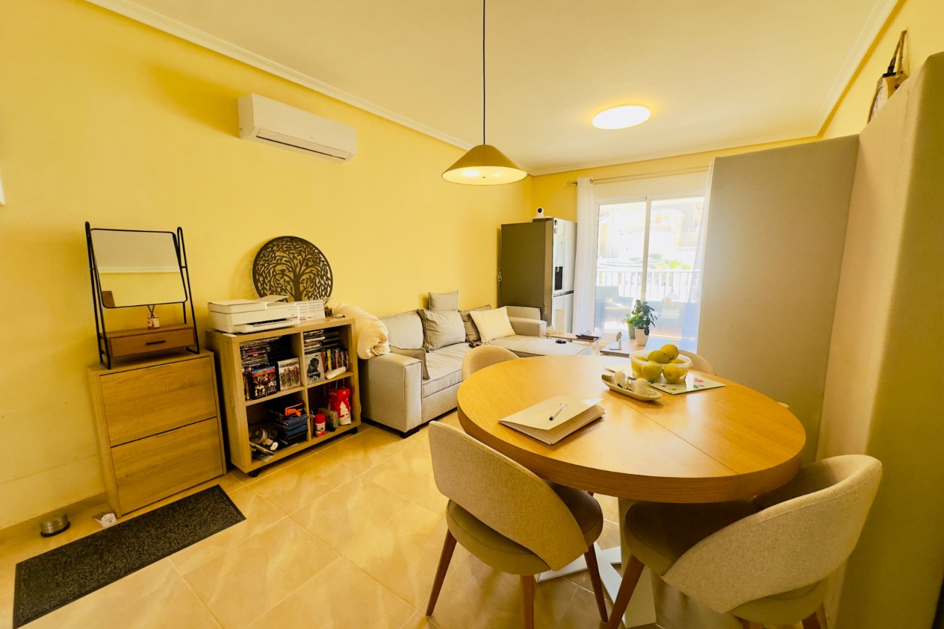 Herverkoop - Townhouse / Duplex / Corner - San Miguel de Salinas - Ciudad de las comunicaciones