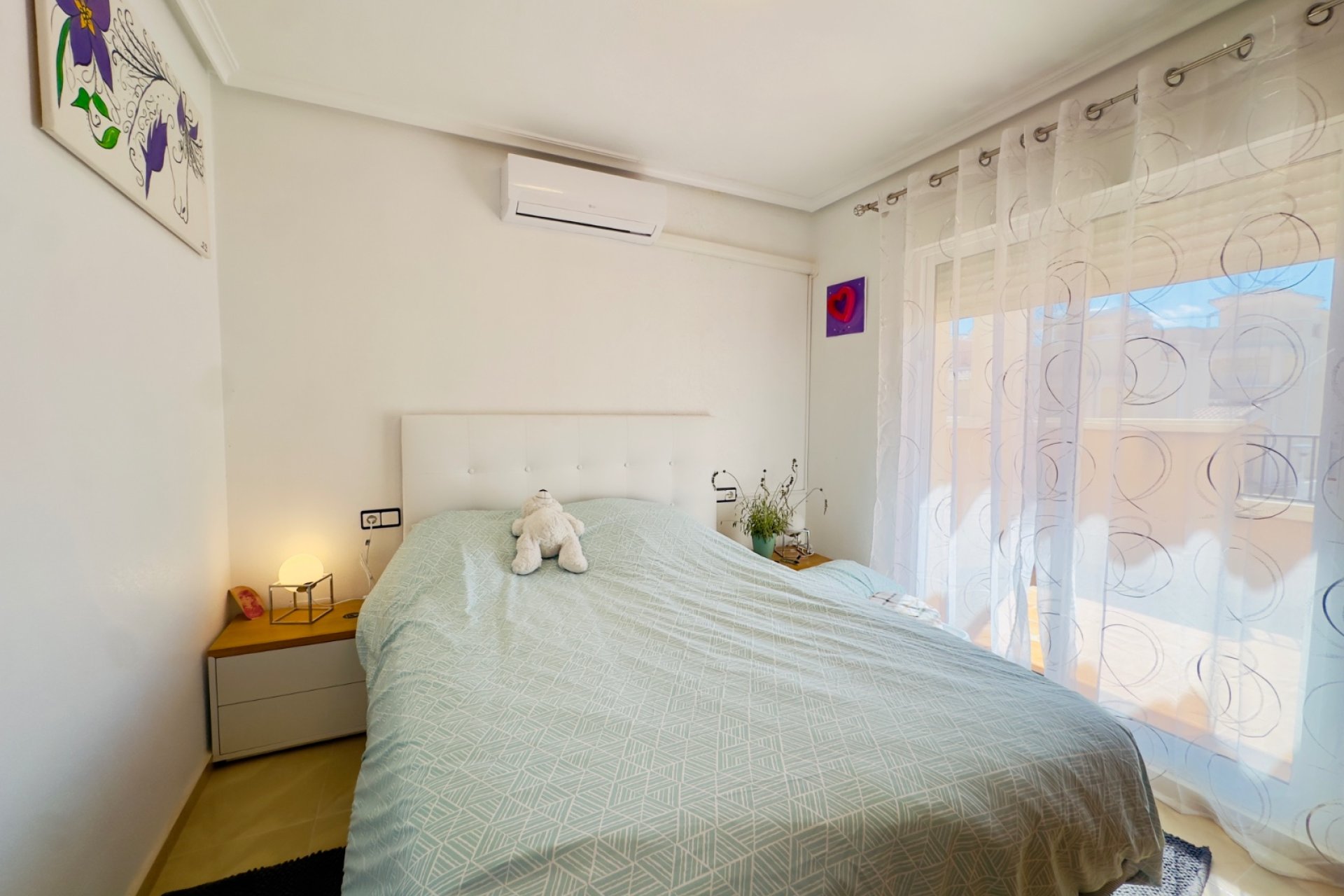 Herverkoop - Townhouse / Duplex / Corner - San Miguel de Salinas - Ciudad de las comunicaciones