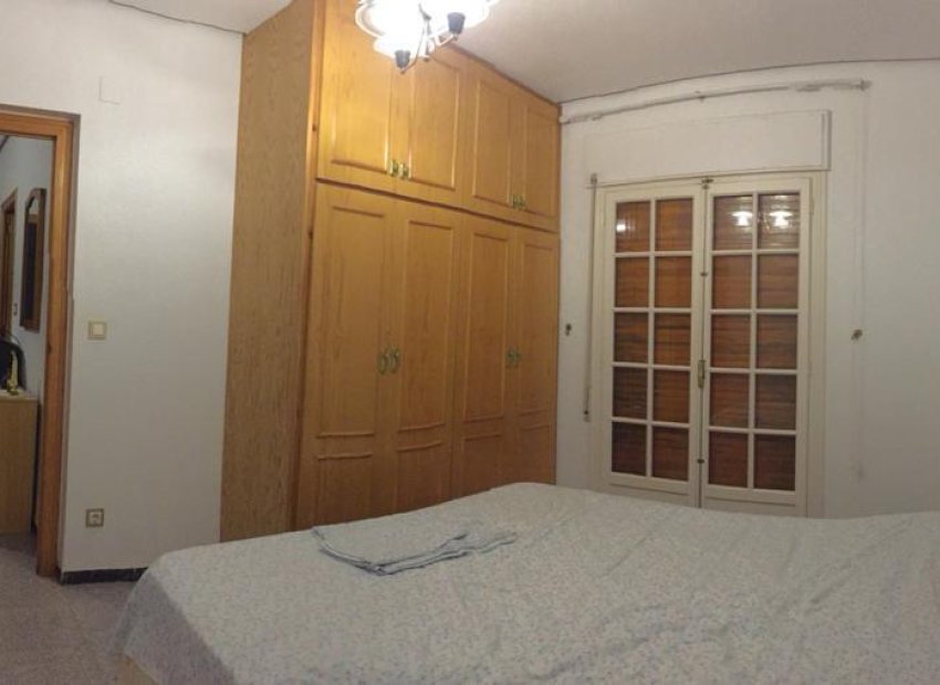 Herverkoop - Townhouse / Duplex / Corner - Santa Pola - Santiago Bernabeu