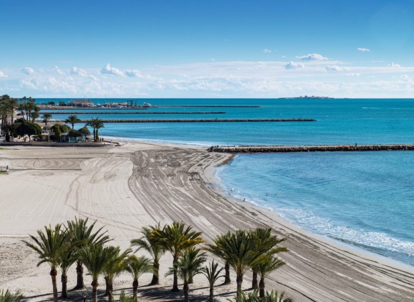 Herverkoop - Townhouse / Duplex / Corner - Santa Pola - Santiago Bernabeu