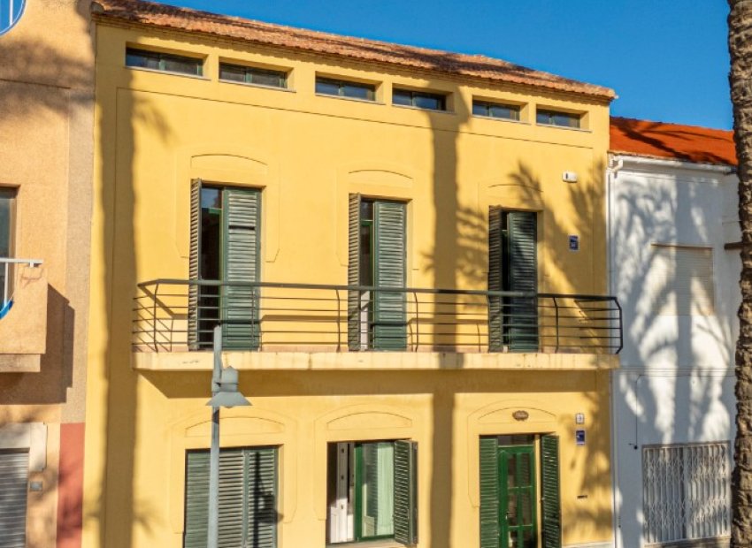 Herverkoop - Townhouse / Duplex / Corner - Santiago de la Ribera