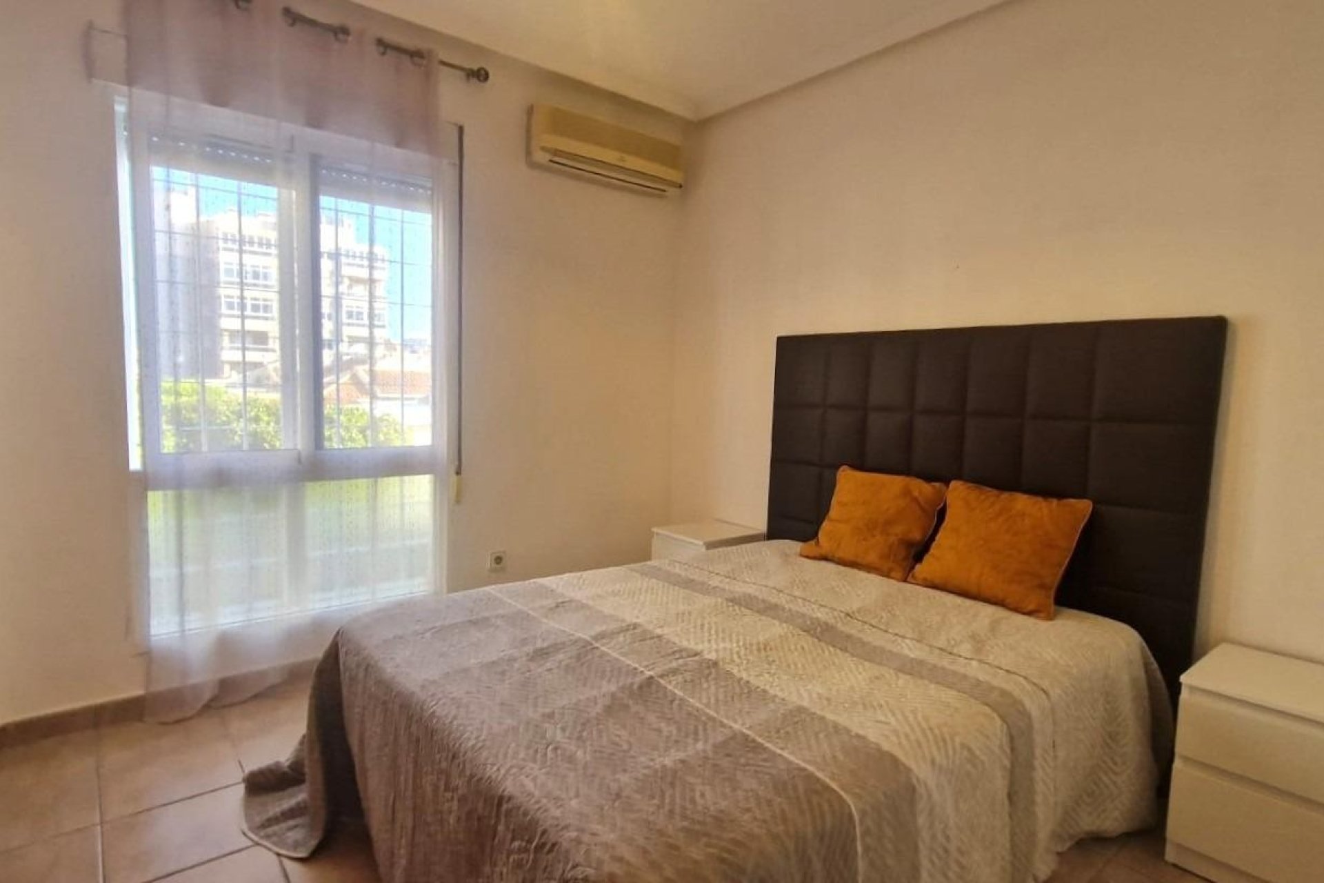 Herverkoop - Townhouse / Duplex / Corner - Torrevieia - Aguas Nuevas