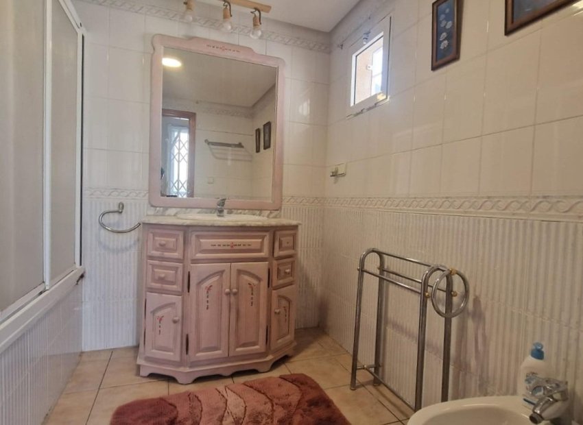 Herverkoop - Townhouse / Duplex / Corner - Torrevieia - Aguas Nuevas